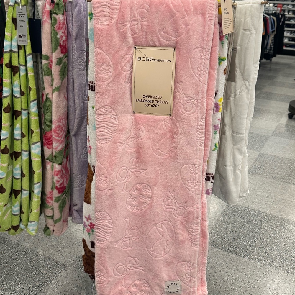 BCBGeneration Pink Bow Embossed Throw